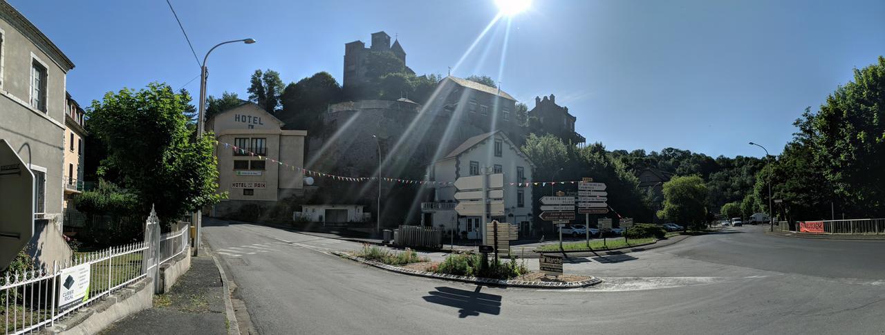 Logis Hotel De La Paix Saint-Nectaire Exterior photo